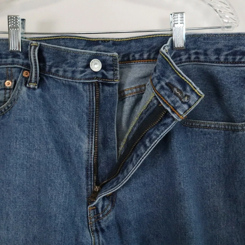 Levi's 505 Jeans Mens‎ 38x30 Regular Fit 5-Pocket Cotton Denim Blue